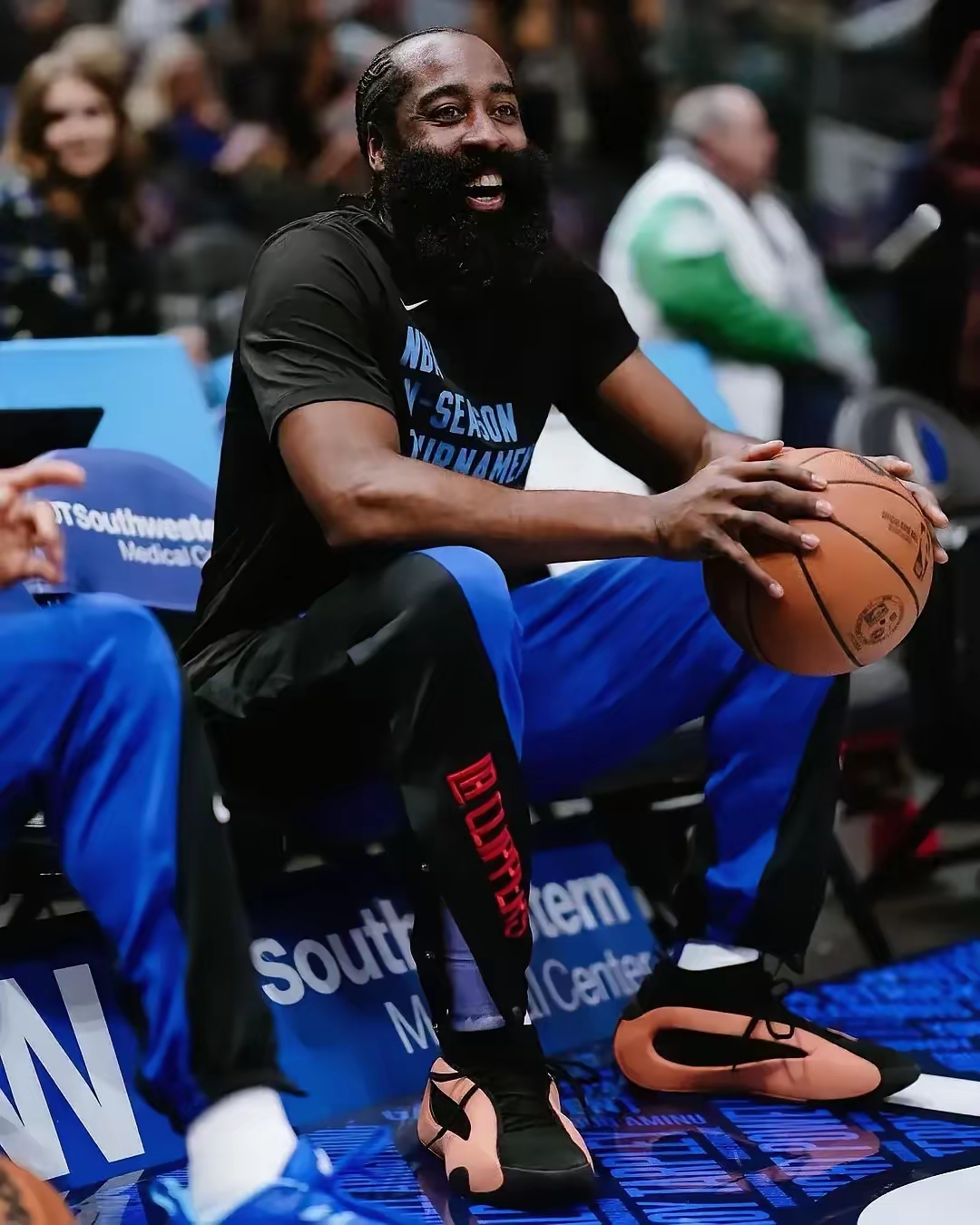 包含重磅！哈登关键节点爆冷奥兰多魔术围绕CBA季后赛官宣签约，巴特勒与30激战法国队分钟的词条